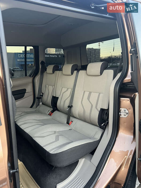 Минивэн Ford Tourneo Connect 2014 в Киеве