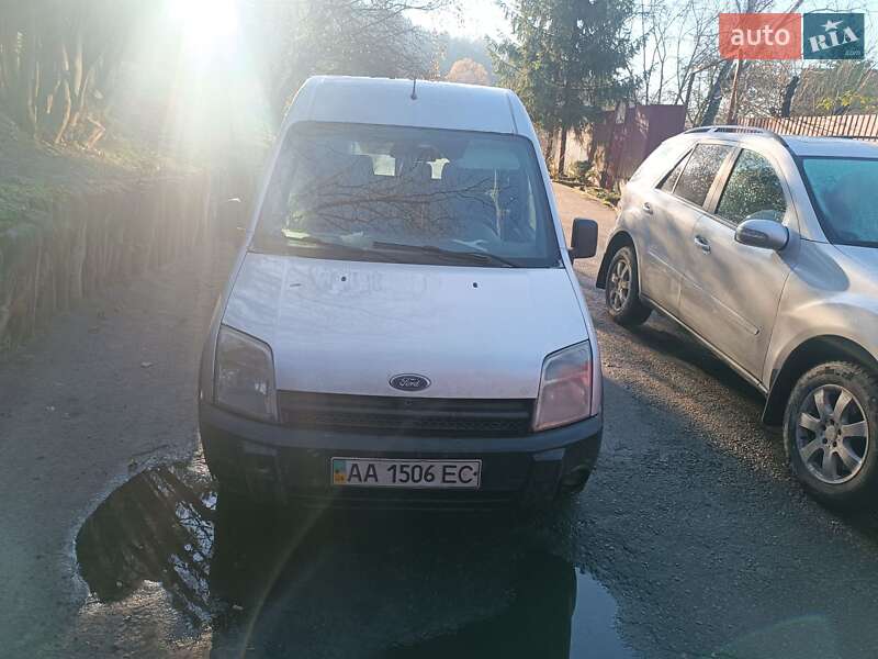 Мінівен Ford Tourneo Connect 2003 в Києві