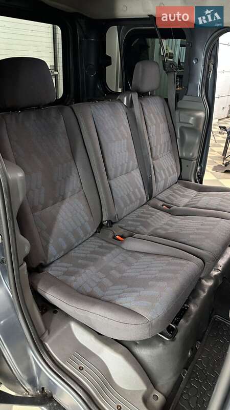 Мінівен Ford Tourneo Connect 2005 в Сумах