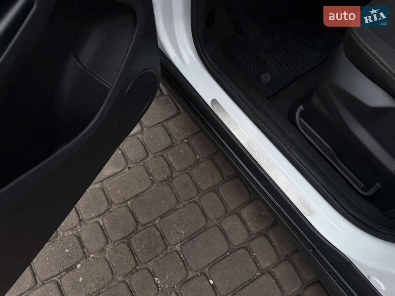 Мінівен Ford Tourneo Connect 2017 в Тернополі