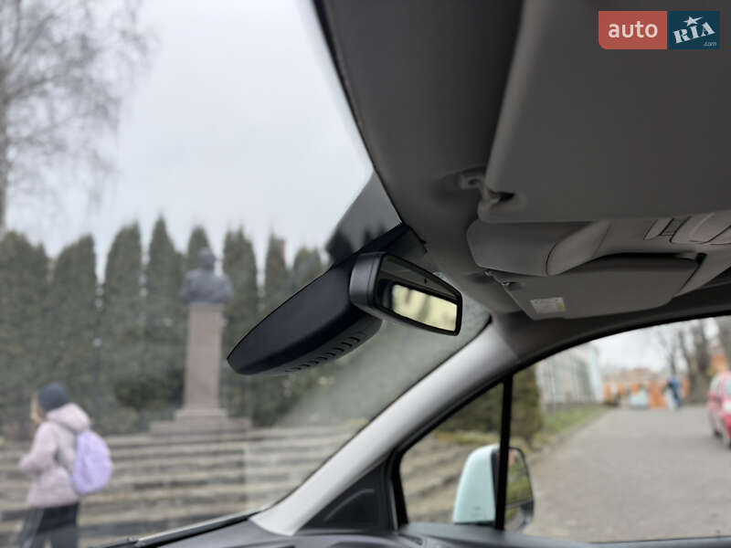 Мінівен Ford Tourneo Connect 2017 в Тернополі