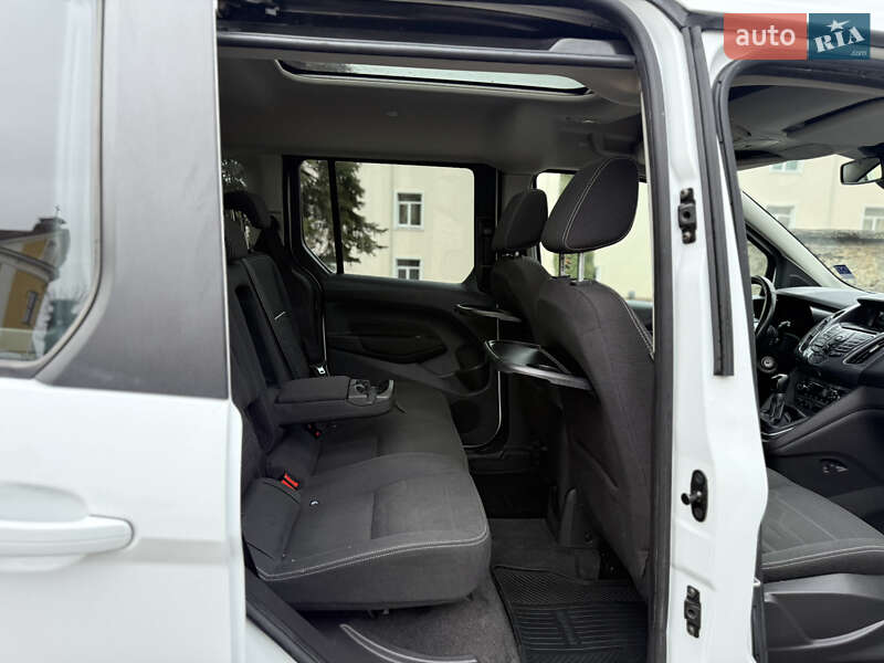 Мінівен Ford Tourneo Connect 2017 в Тернополі