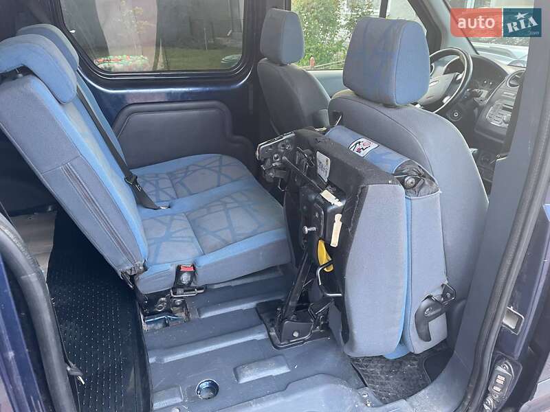 Минивэн Ford Tourneo Connect 2012 в Березане фото 10 Минивэн Ford Tourneo Connect 2012 в Березане