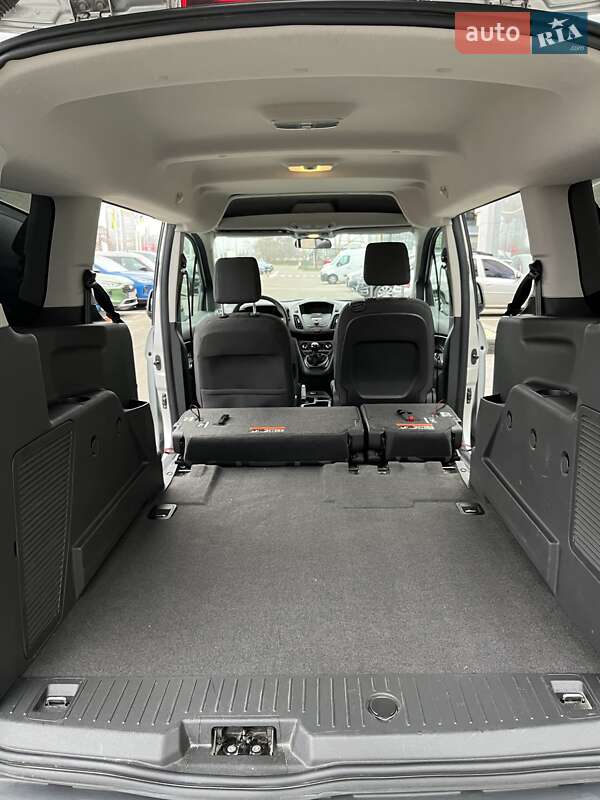 Минивэн Ford Tourneo Connect 2016 в Киеве фото 17 Минивэн Ford Tourneo Connect 2016 в Киеве