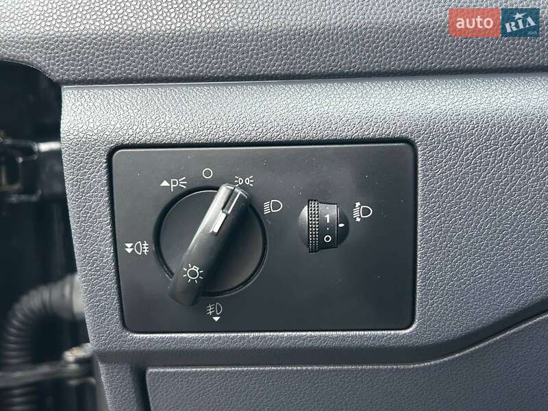 Минивэн Ford Tourneo Connect 2011 в Одессе