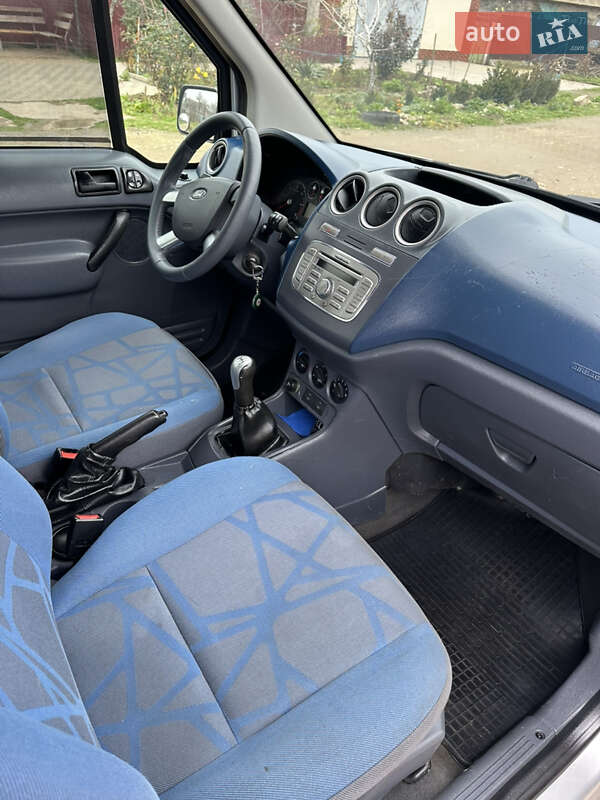 Мінівен Ford Tourneo Connect 2013 в Біляївці фото 9 Мінівен Ford Tourneo Connect 2013 в Біляївці