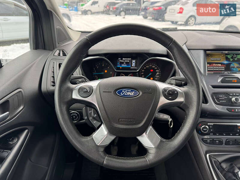Минивэн Ford Tourneo Connect 2015 в Днепре фото 10 Минивэн Ford Tourneo Connect 2015 в Днепре