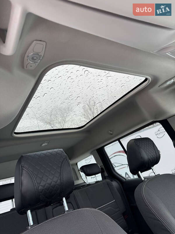 Минивэн Ford Tourneo Connect 2015 в Днепре фото 18 Минивэн Ford Tourneo Connect 2015 в Днепре