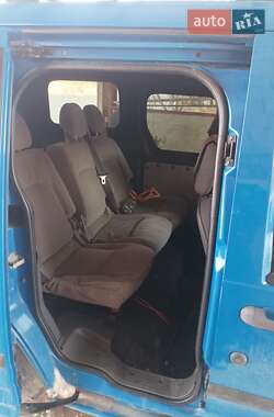 Мінівен Ford Tourneo Connect 2004 в Кіцмані