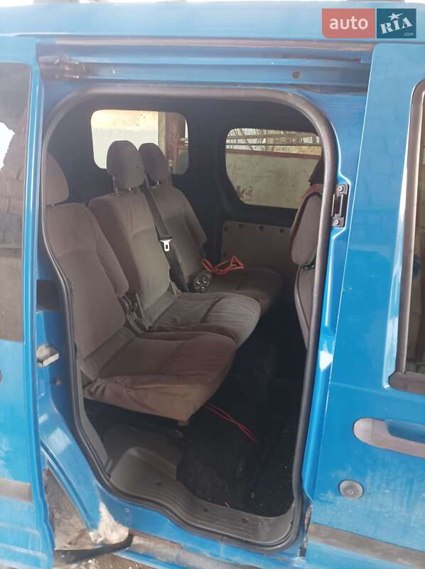 Ford Tourneo Connect 2004