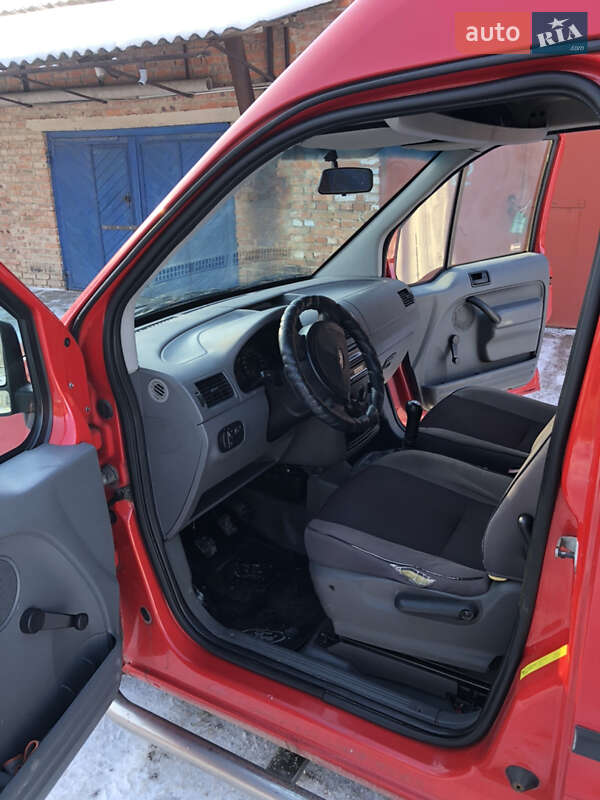 Минивэн Ford Tourneo Connect 2004 в Виннице