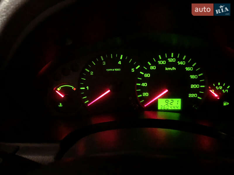 Минивэн Ford Tourneo Connect 2004 в Виннице