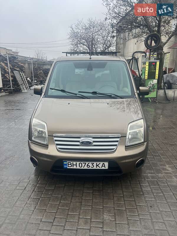 Ford Tourneo Connect 2012
