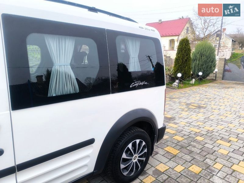 Минивэн Ford Tourneo Connect 2006 в Черновцах