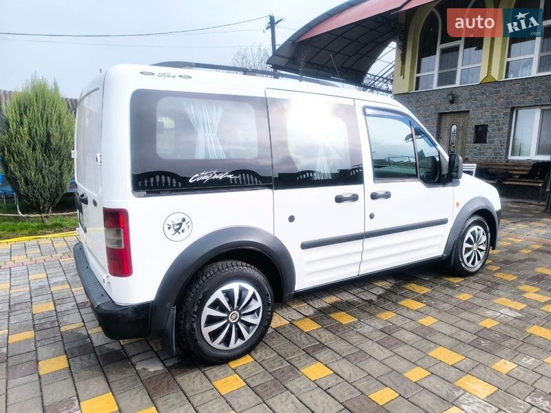 Минивэн Ford Tourneo Connect 2006 в Черновцах