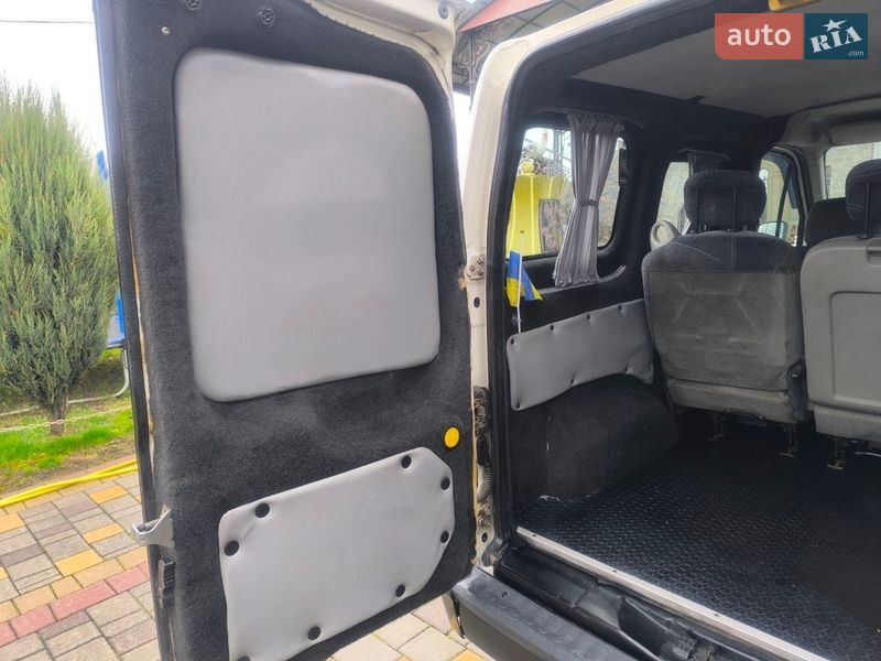 Минивэн Ford Tourneo Connect 2006 в Черновцах