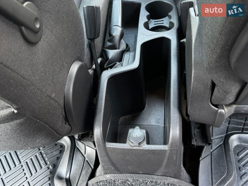 Минивэн Ford Tourneo Connect 2018 в Киеве