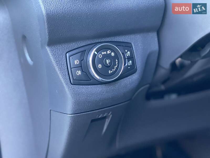 Минивэн Ford Tourneo Courier 2020 в Черновцах фото 3 Минивэн Ford Tourneo Courier 2020 в Черновцах