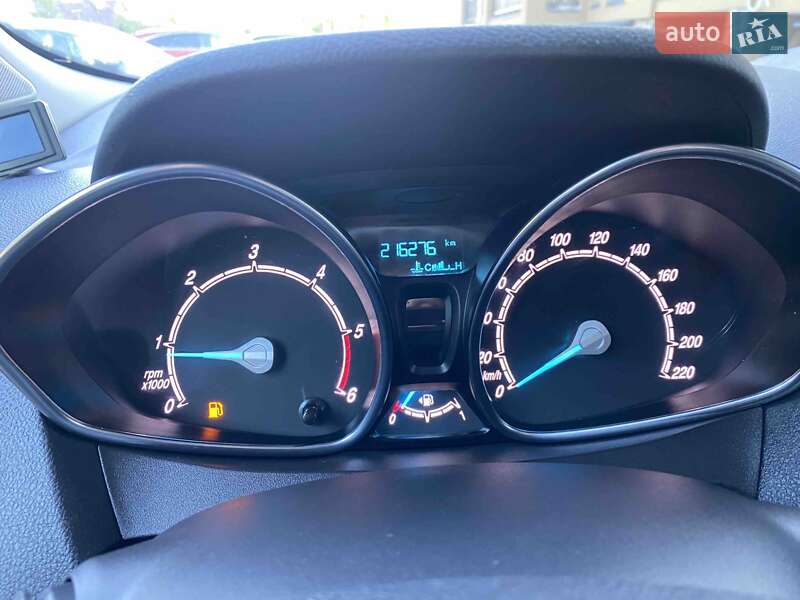 Минивэн Ford Tourneo Courier 2020 в Черновцах фото 12 Минивэн Ford Tourneo Courier 2020 в Черновцах