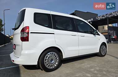 Мікровен Ford Tourneo Courier 2016 в Луцьку