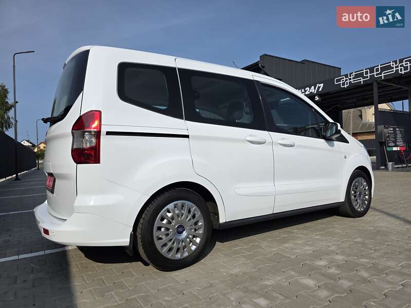Ford Tourneo Courier 2016