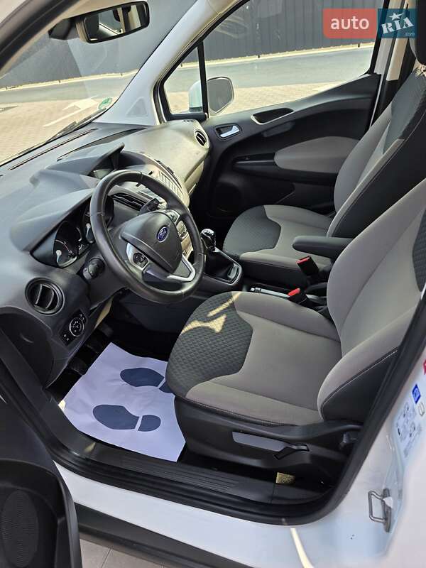 Мікровен Ford Tourneo Courier 2016 в Луцьку фото 16 Мікровен Ford Tourneo Courier 2016 в Луцьку