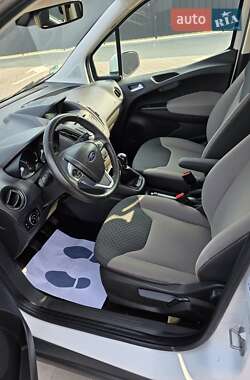 Микровэн Ford Tourneo Courier 2016 в 