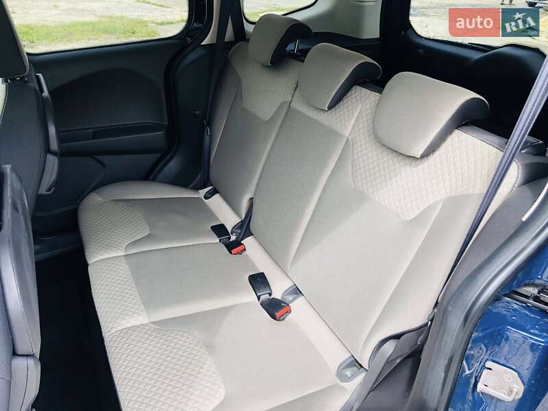 Минивэн Ford Tourneo Courier 2020 в Львове