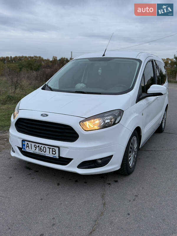 Микровэн Ford Tourneo Courier 2017 в Березане фото 8 Микровэн Ford Tourneo Courier 2017 в Березане