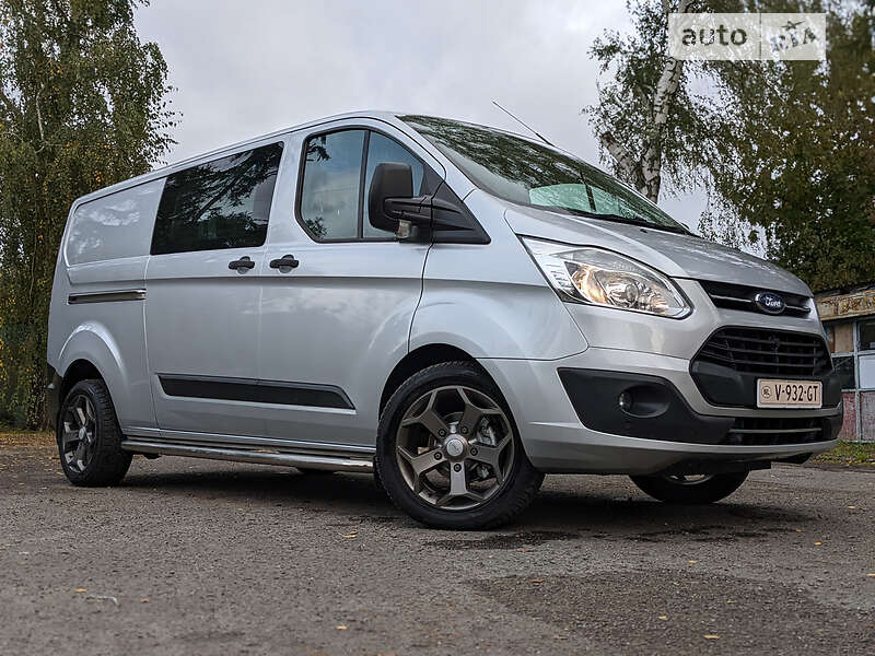 Минивэн Ford Tourneo Custom 2017 в Бродах