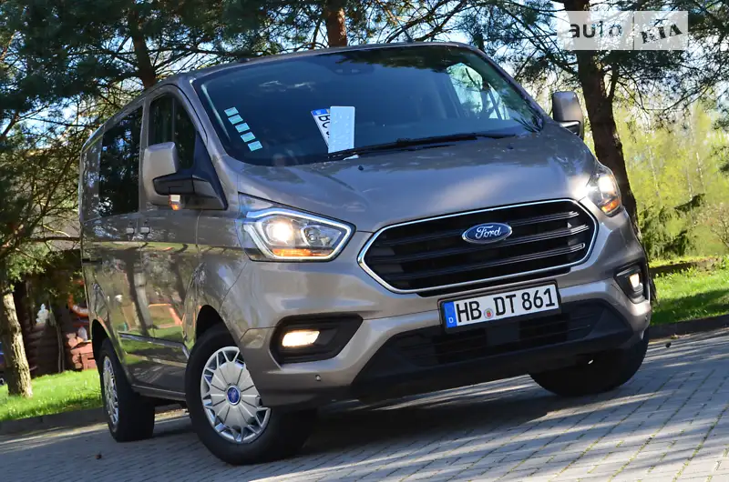 Ford Tourneo Custom 2018