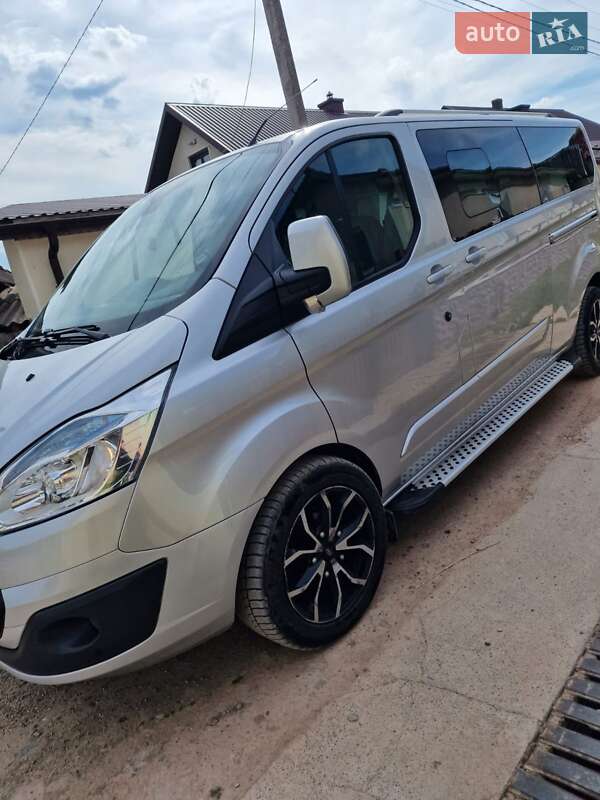 Минивэн Ford Tourneo Custom 2014 в Чорткове