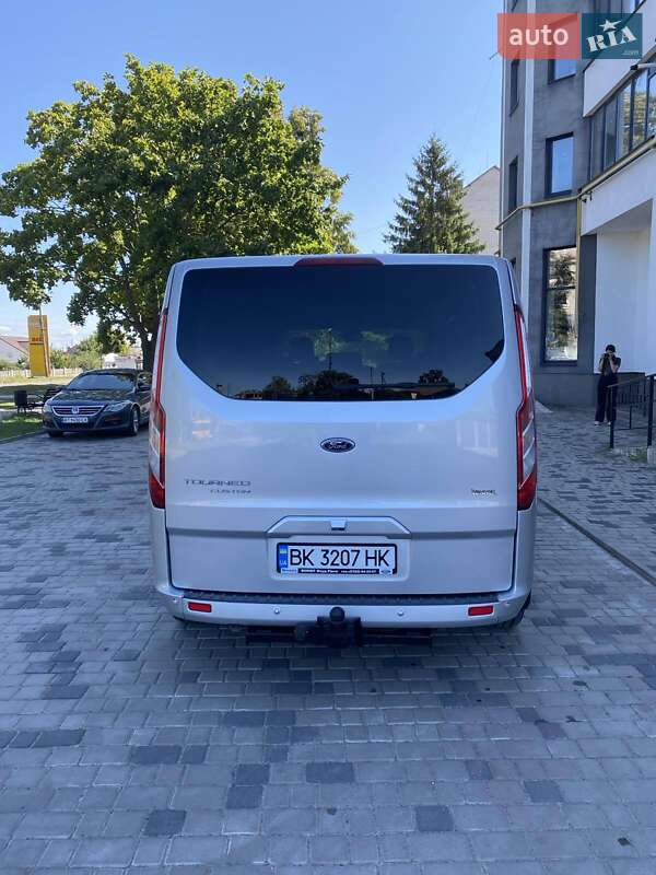 Мінівен Ford Tourneo Custom 2017 в Березному