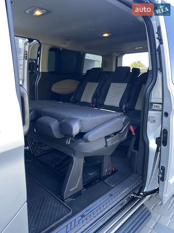 Мінівен Ford Tourneo Custom 2017 в Березному