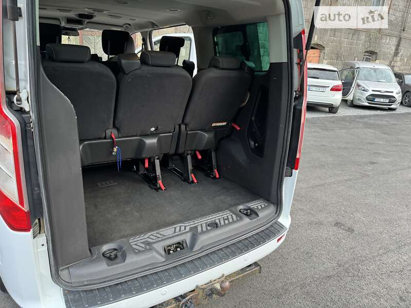 Мінівен Ford Tourneo Custom 2016 в Рівному