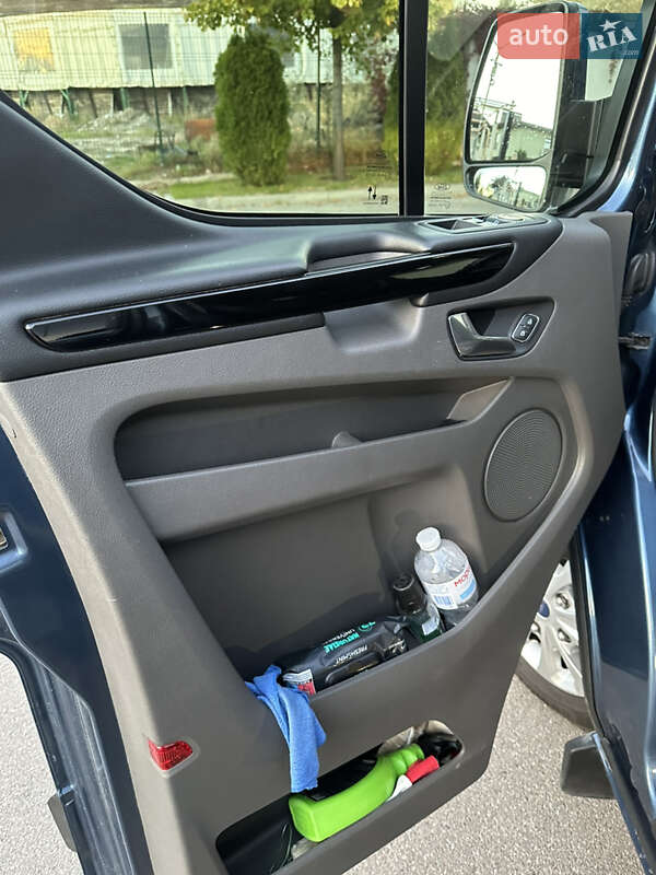 Мінівен Ford Tourneo Custom 2021 в Києві