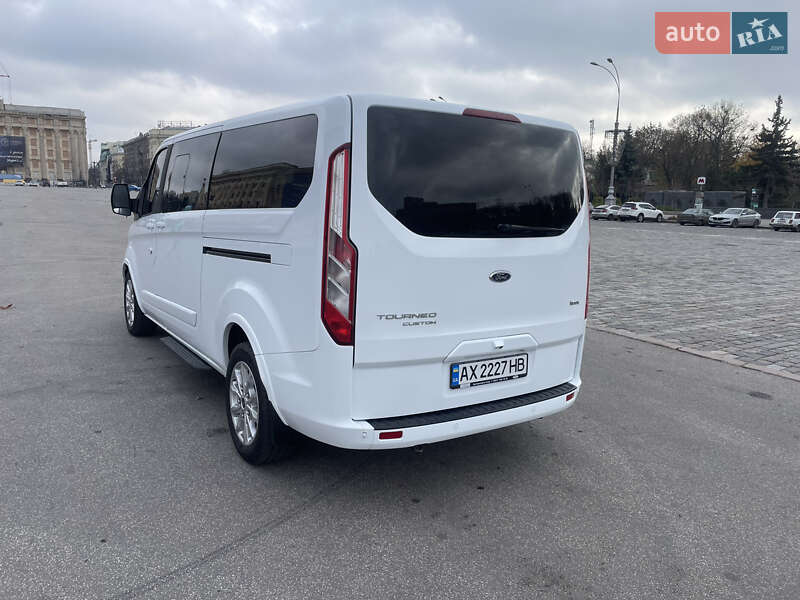 Мінівен Ford Tourneo Custom 2020 в Києві