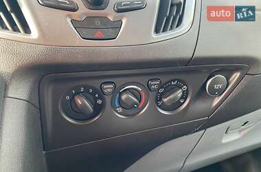 Мінівен Ford Tourneo Custom 2017 в 