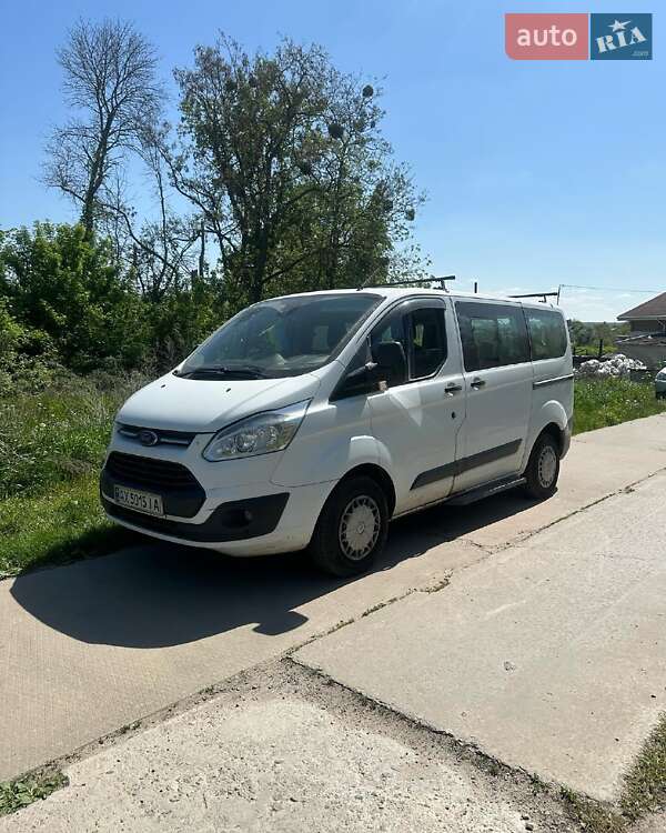 Минивэн Ford Tourneo Custom 2013 в 