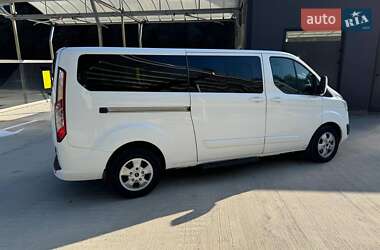 Мінівен Ford Tourneo Custom 2017 в 
