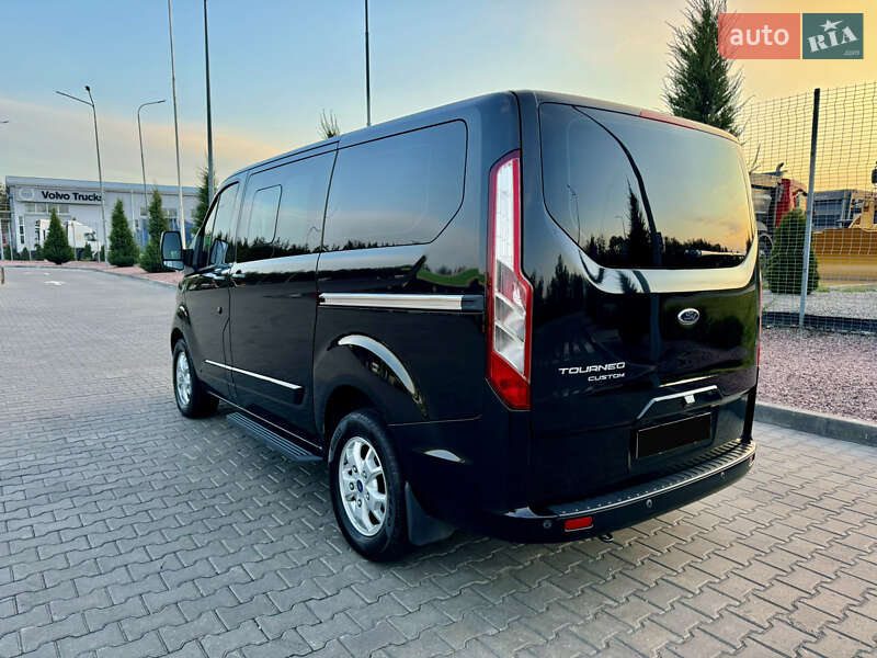 Мінівен Ford Tourneo Custom 2013 в Дніпрі