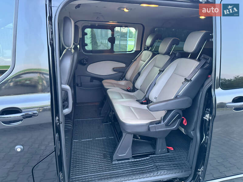 Мінівен Ford Tourneo Custom 2013 в Дніпрі