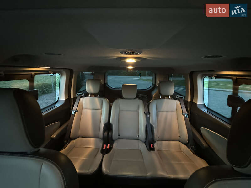 Мінівен Ford Tourneo Custom 2013 в Дніпрі