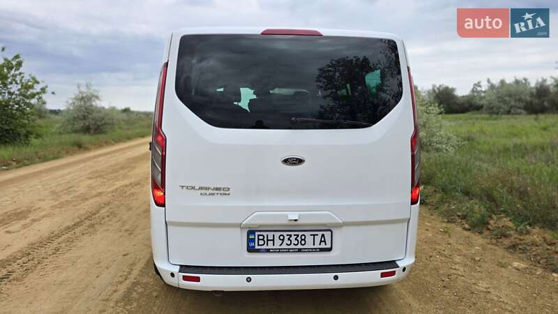 Минивэн Ford Tourneo Custom 2013 в Ивановке