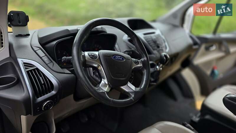 Минивэн Ford Tourneo Custom 2013 в Ивановке