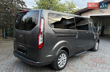 Мінівен Ford Tourneo Custom 2023 в 