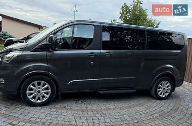 Мінівен Ford Tourneo Custom 2023 в 