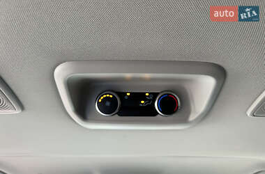 Мінівен Ford Tourneo Custom 2024 в 
