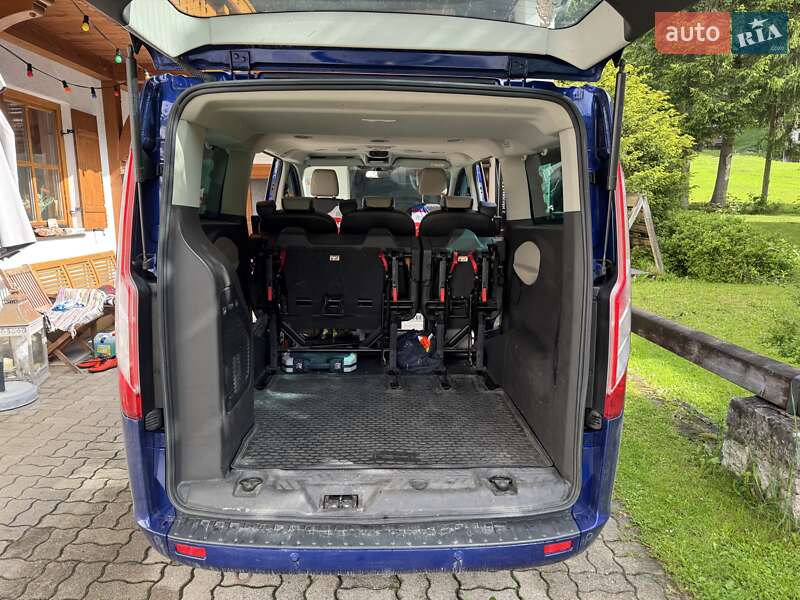 Мінівен Ford Tourneo Custom 2015 в Києві