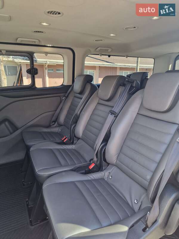 Мінівен Ford Tourneo Custom 2018 в Чернівцях